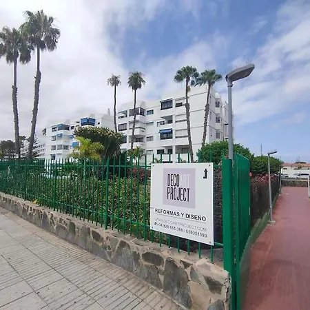 Step To Yumbo Maspalomas (Gran Canaria)